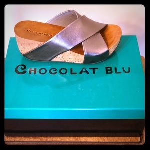 Chocolat Blu Gunmetal Wars Wedges Size 6M